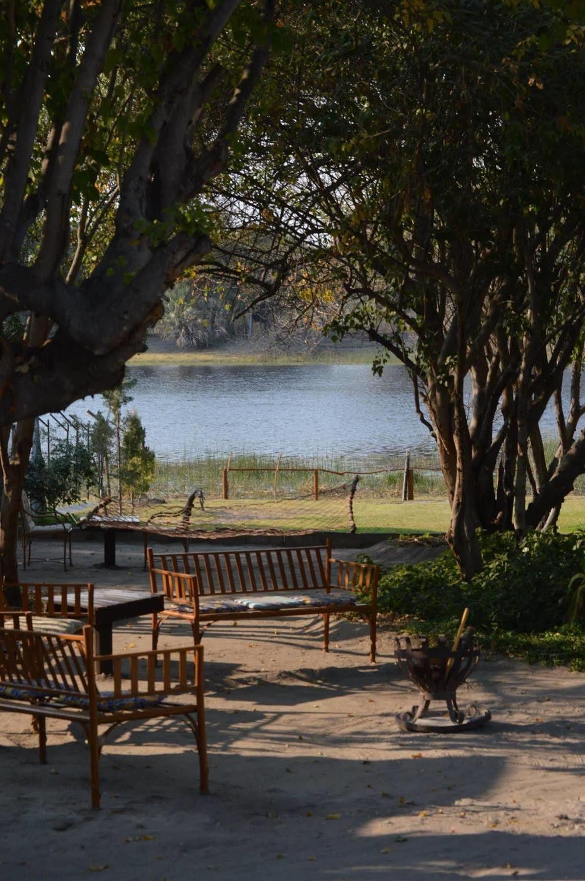 Hotel Motsebe Backpackers Maun Exterior foto